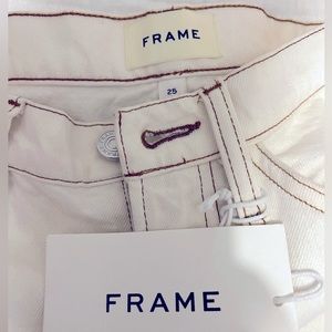 NWT Frame True Straight Leg Jeans off white
